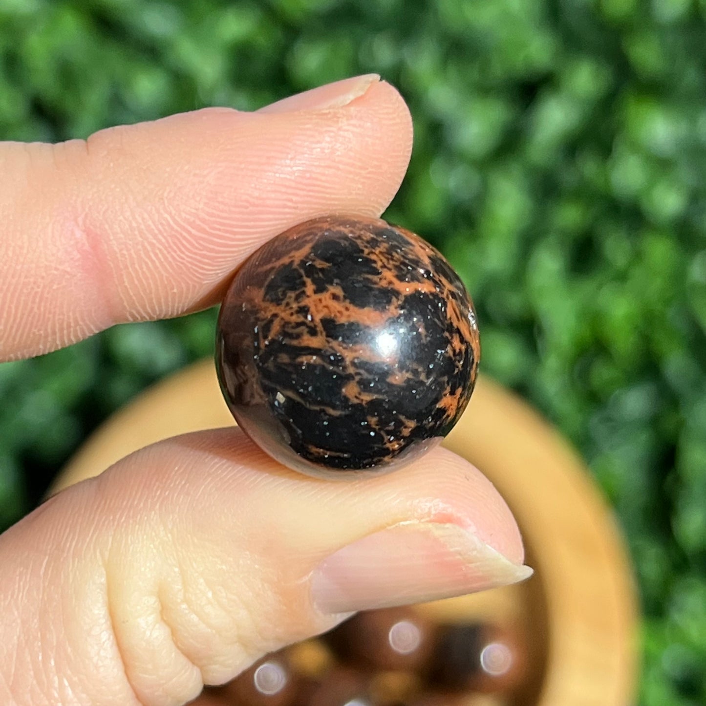 Mahogany Obsidian Orb’s