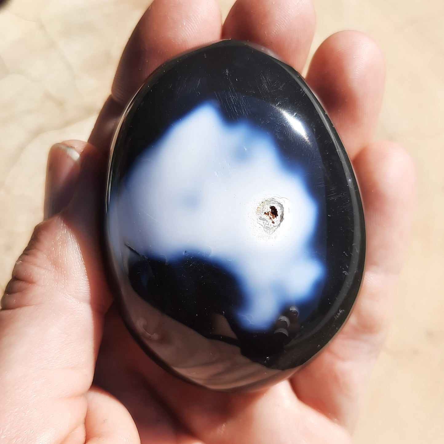 Orca Agate Palm Stones