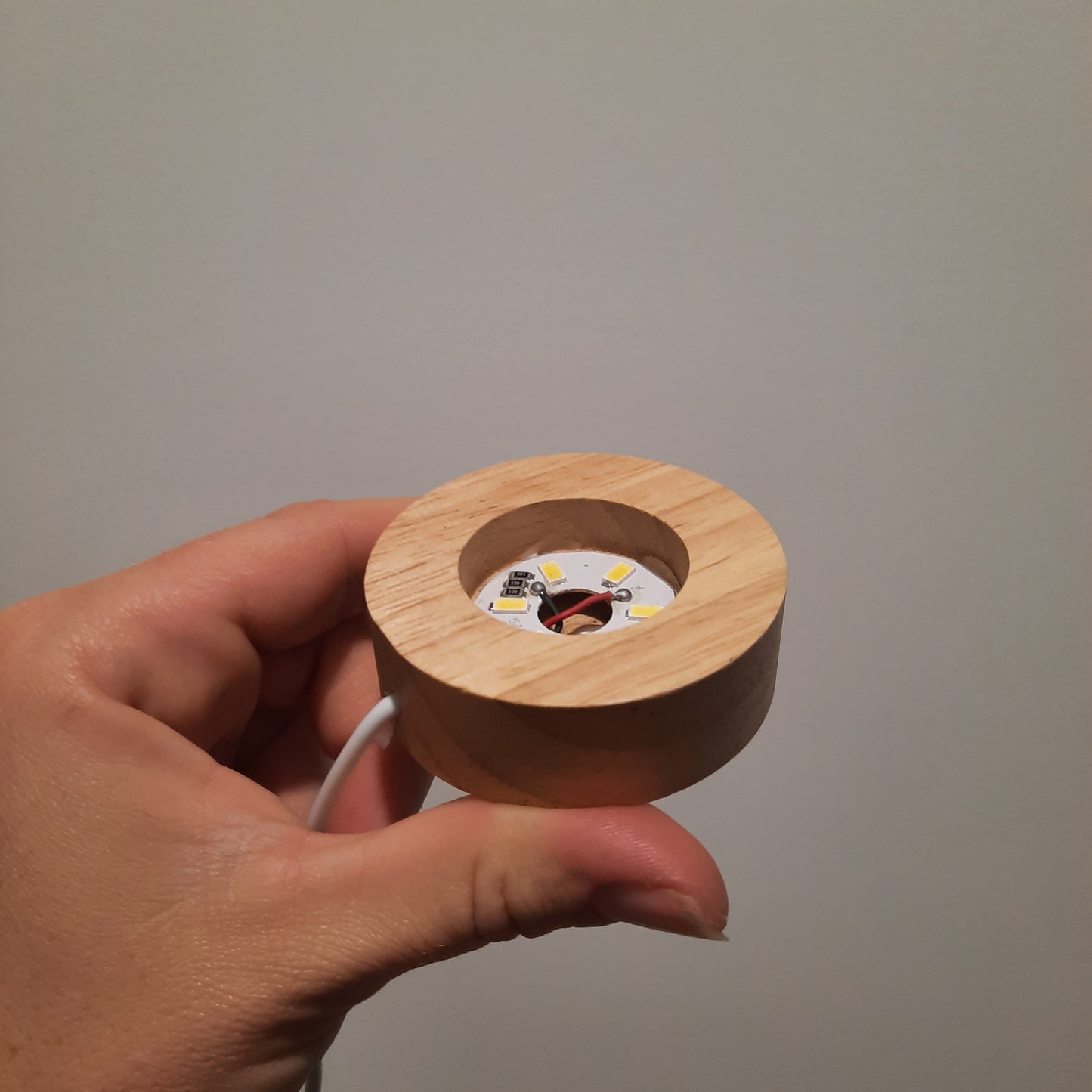 BAMBOO USB LED LIGHT LAMB STAND 60mm