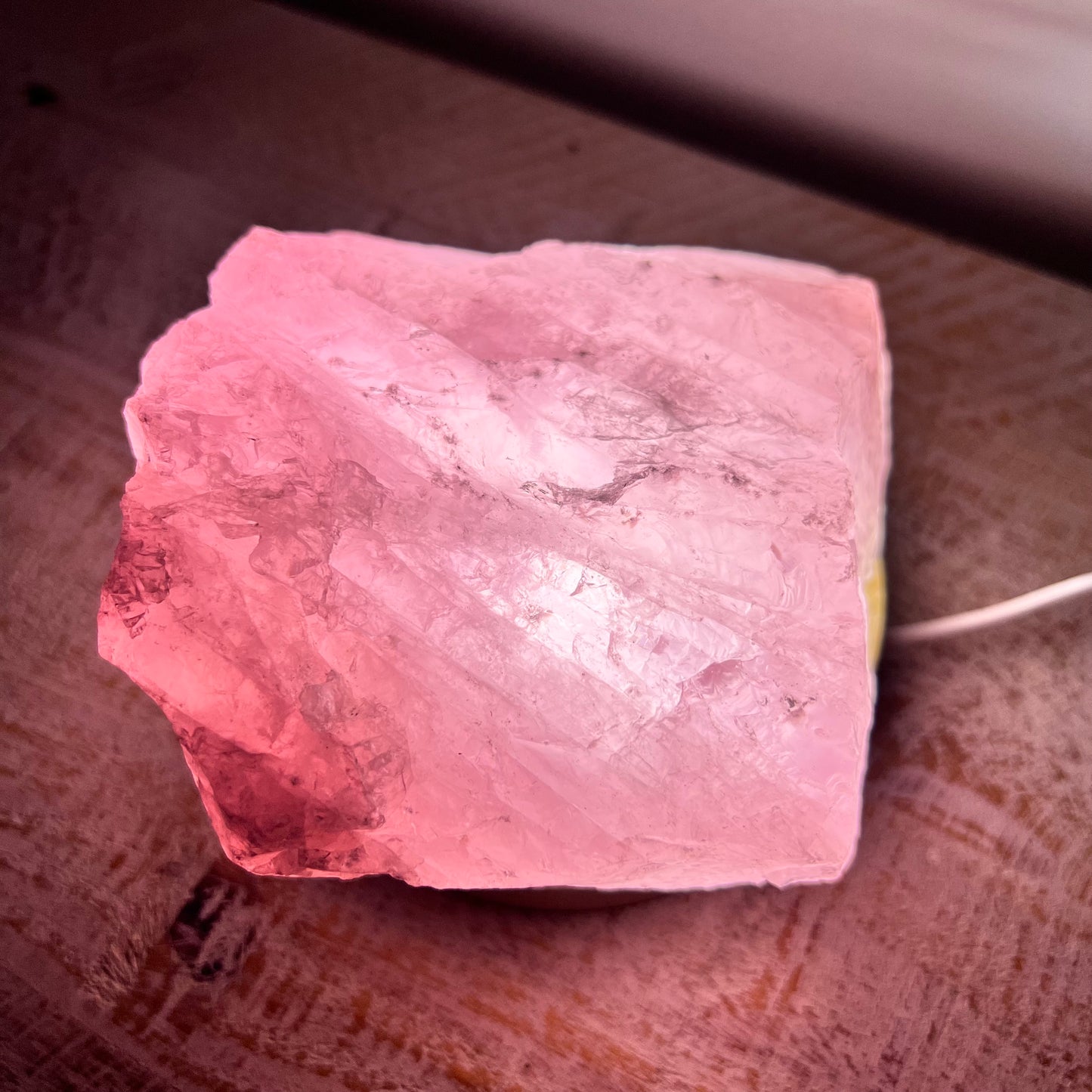 Rose Quartz Rough with Bamboo USB LED LIGHT STAND 100mm