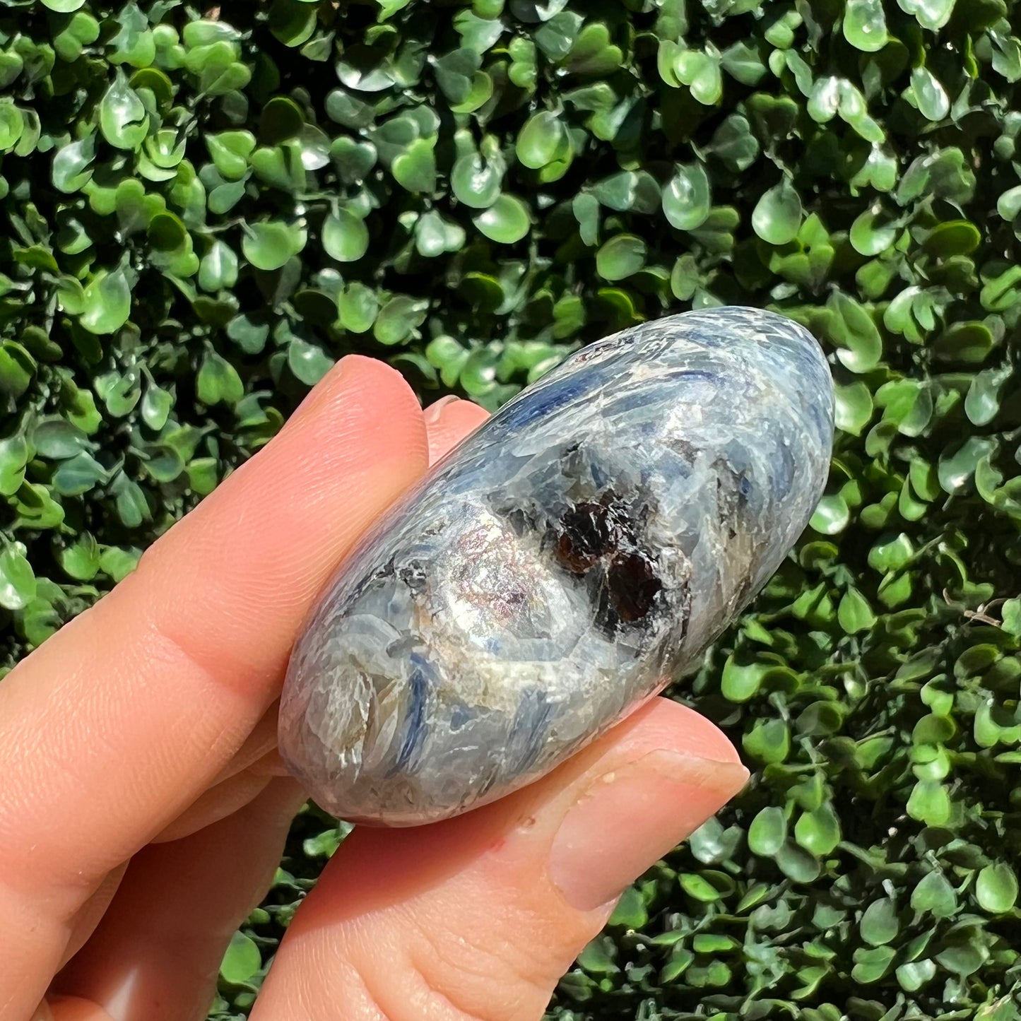 Kyanite Heart