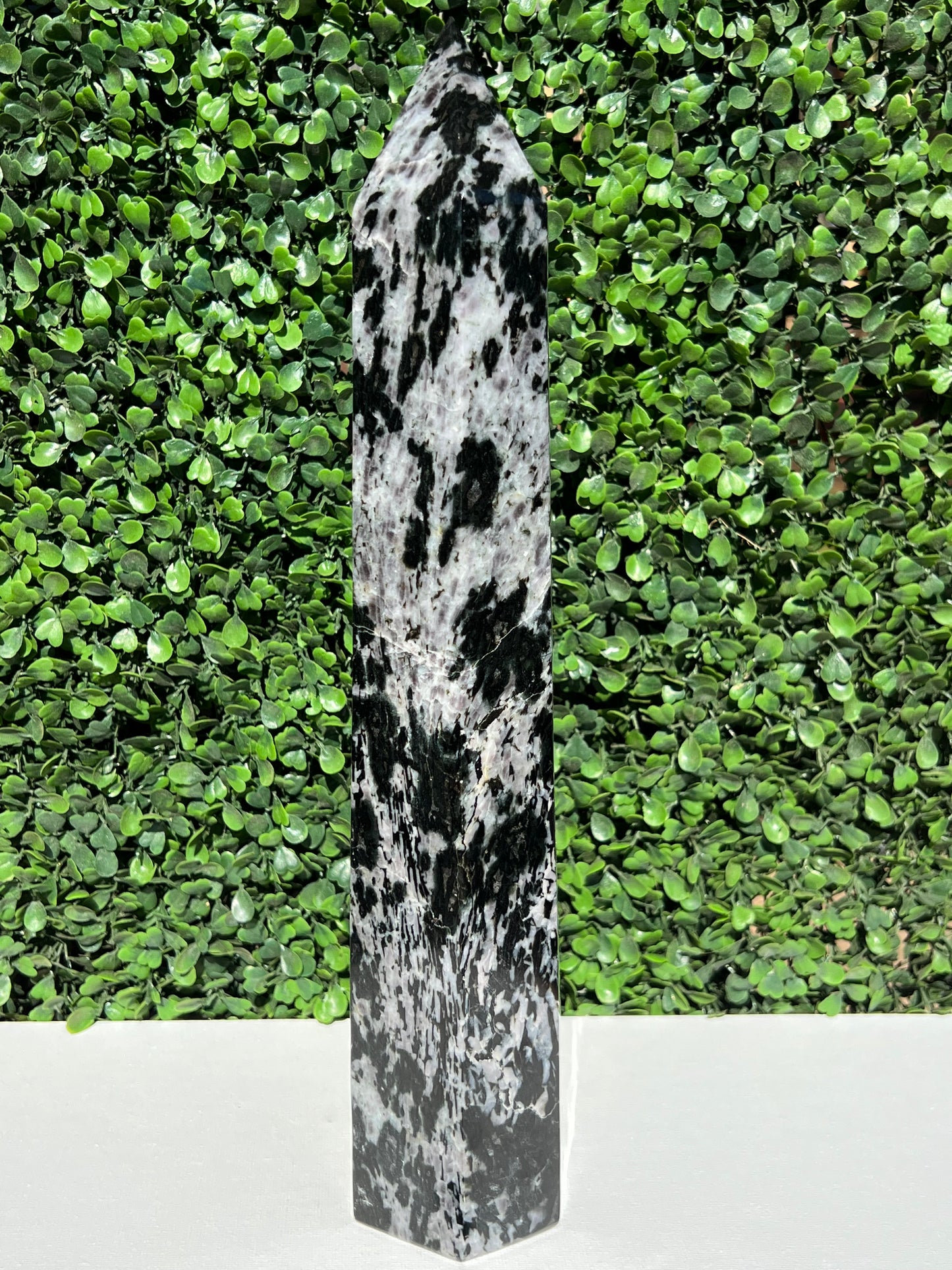 Mystic Merlinite Gabbro Tower XXL